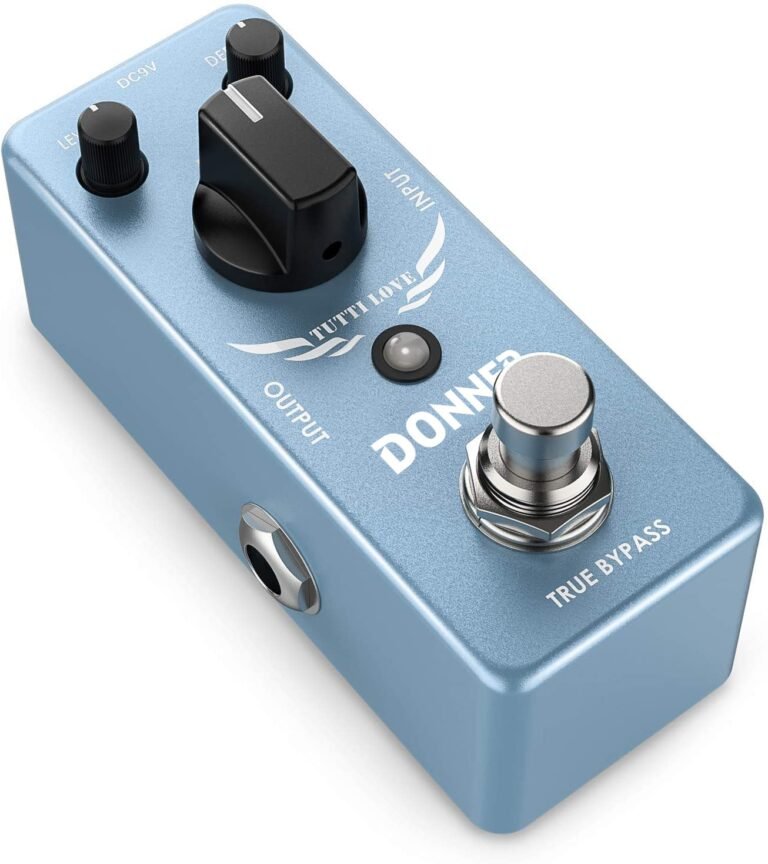 Blue Donner Tutti Love guitar effects pedal with knobs and footswitch